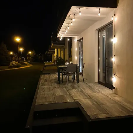 Apartment Lajba Z Basenem I Kortem Tenisowym Leba