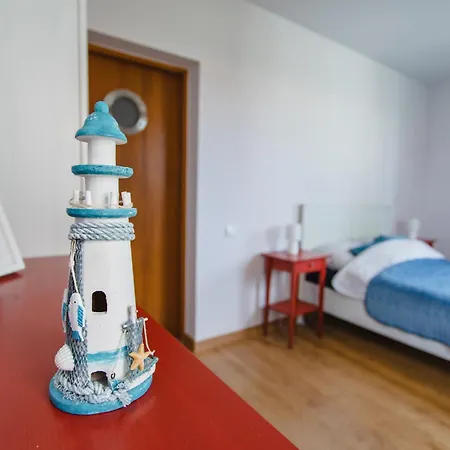 Lajba Z Basenem I Kortem Tenisowym * Leba