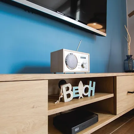 Apartment Lajba Z Basenem I Kortem Tenisowym *