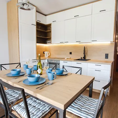 Lajba Z Basenem I Kortem Tenisowym Appartement Łeba