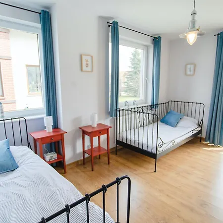 Lajba Leba Z Basenem I Kortem Tenisowym Appartement *