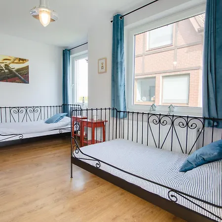 Lajba Z Basenem I Kortem Tenisowym Apartment *