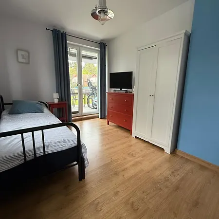 Lajba Z Basenem I Kortem Tenisowym Appartement *