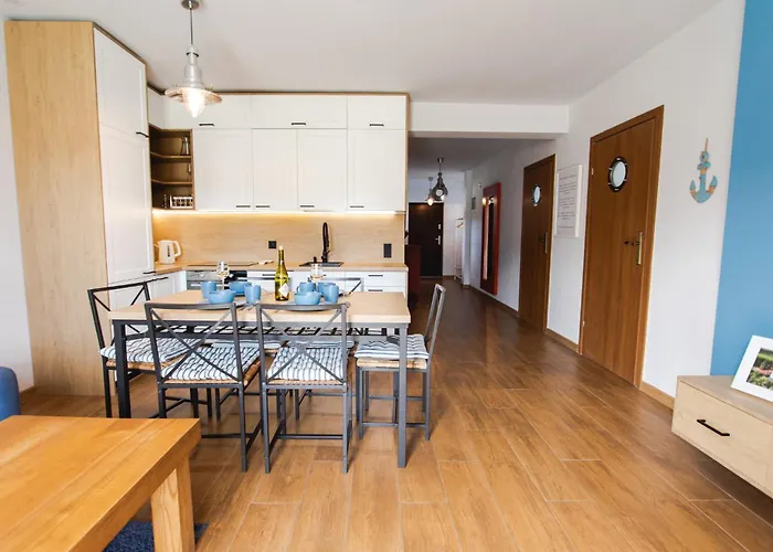 Διαμέρισμα Lajba Z Basenem I Kortem Tenisowym *