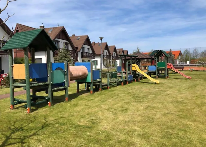 Διαμέρισμα Lajba Z Basenem I Kortem Tenisowym